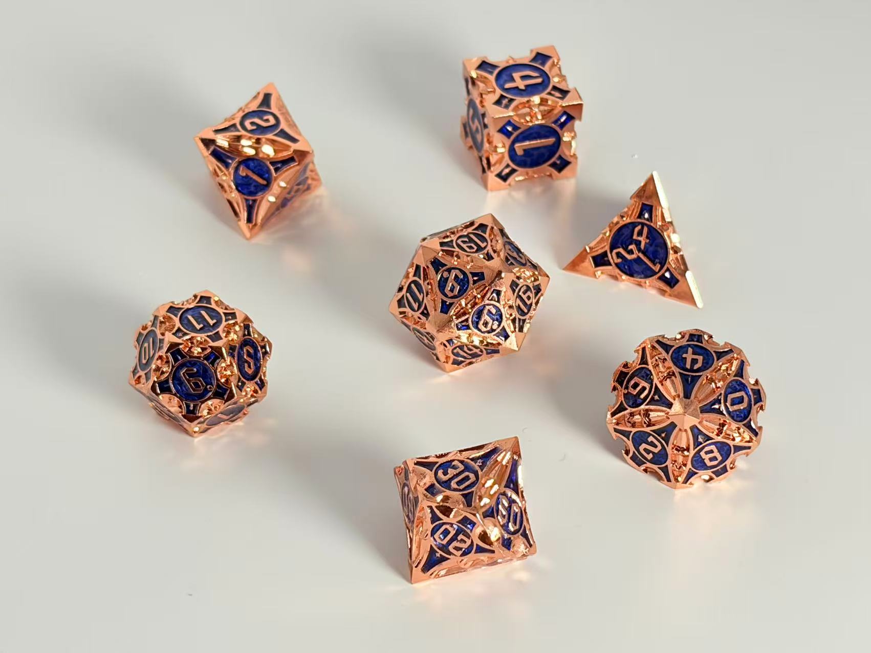 DnD Dice Set 7pcs Rose gold solid Metal Dice Set DnD For RPG TableTop Game(MDS001)